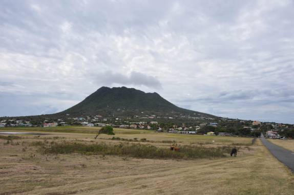 O vulcão The Quill, em Sint Statius - Caribe